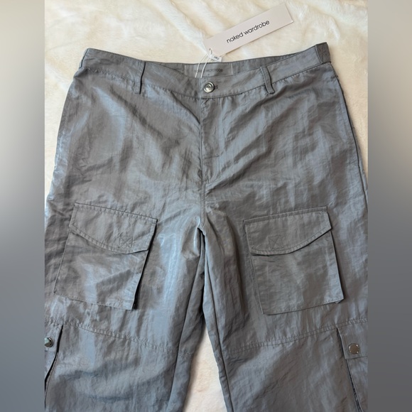 Naked Wardrobe Wide Leg Nylon Cargo Pants, Gray- size M (waist - Picture 4 of 13